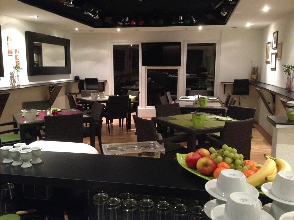 Wohnraum Hotel & Gaestehaus Gusterath 外观 照片