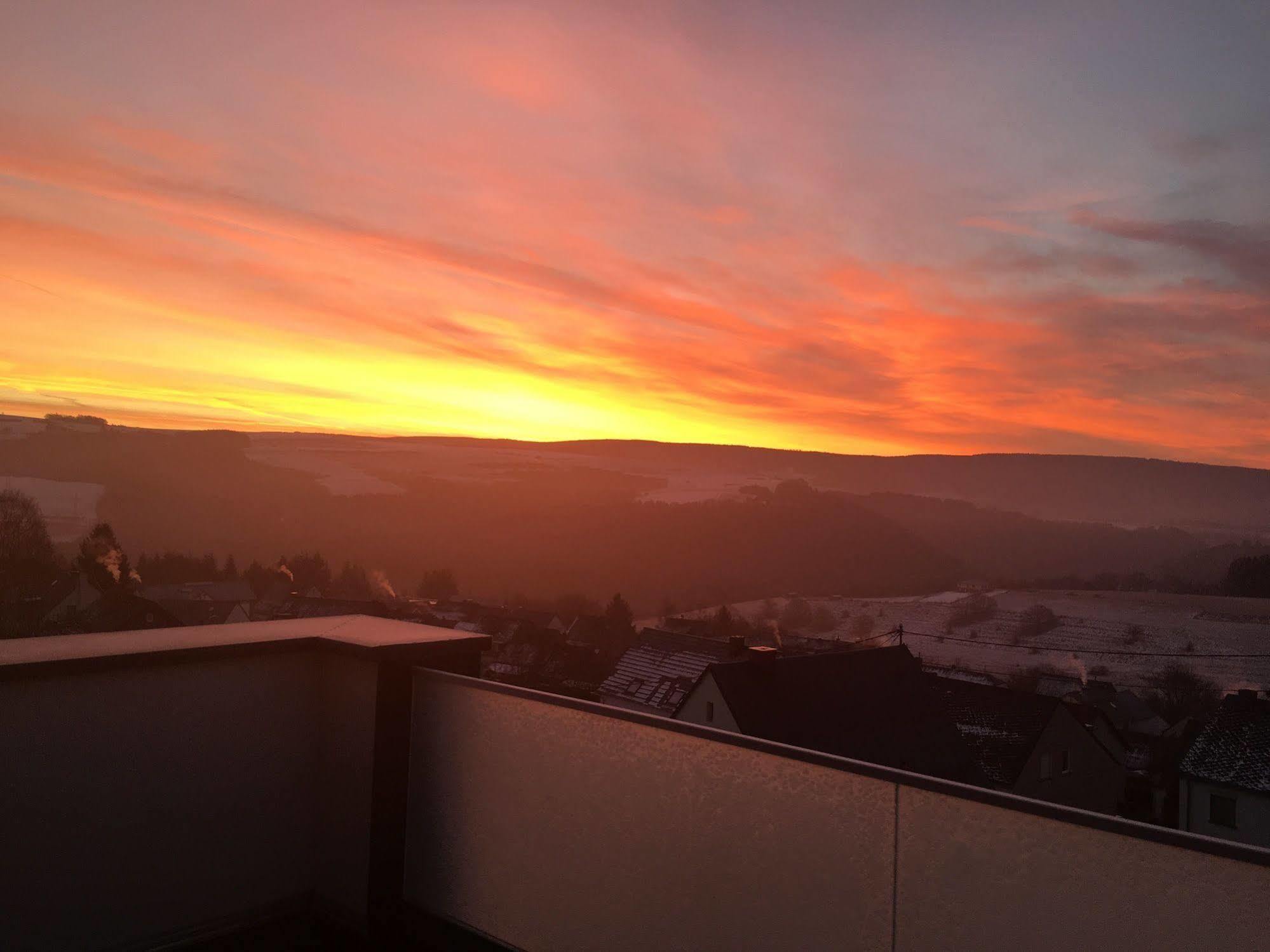 Wohnraum Hotel & Gaestehaus Gusterath 外观 照片